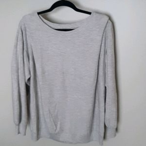 EUC American Eagle, Light weight gray knit sweater